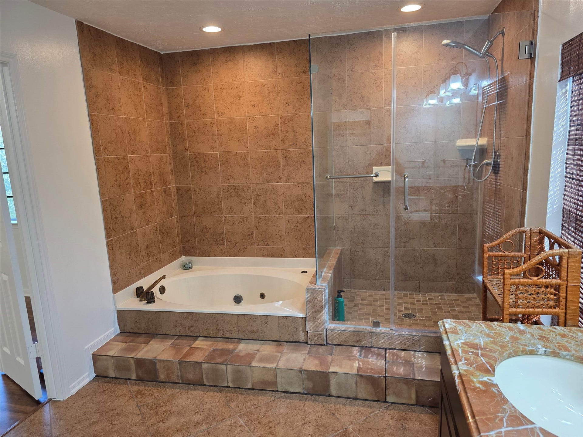 8819 Rocky Valley Drive, Houston, TX 77083