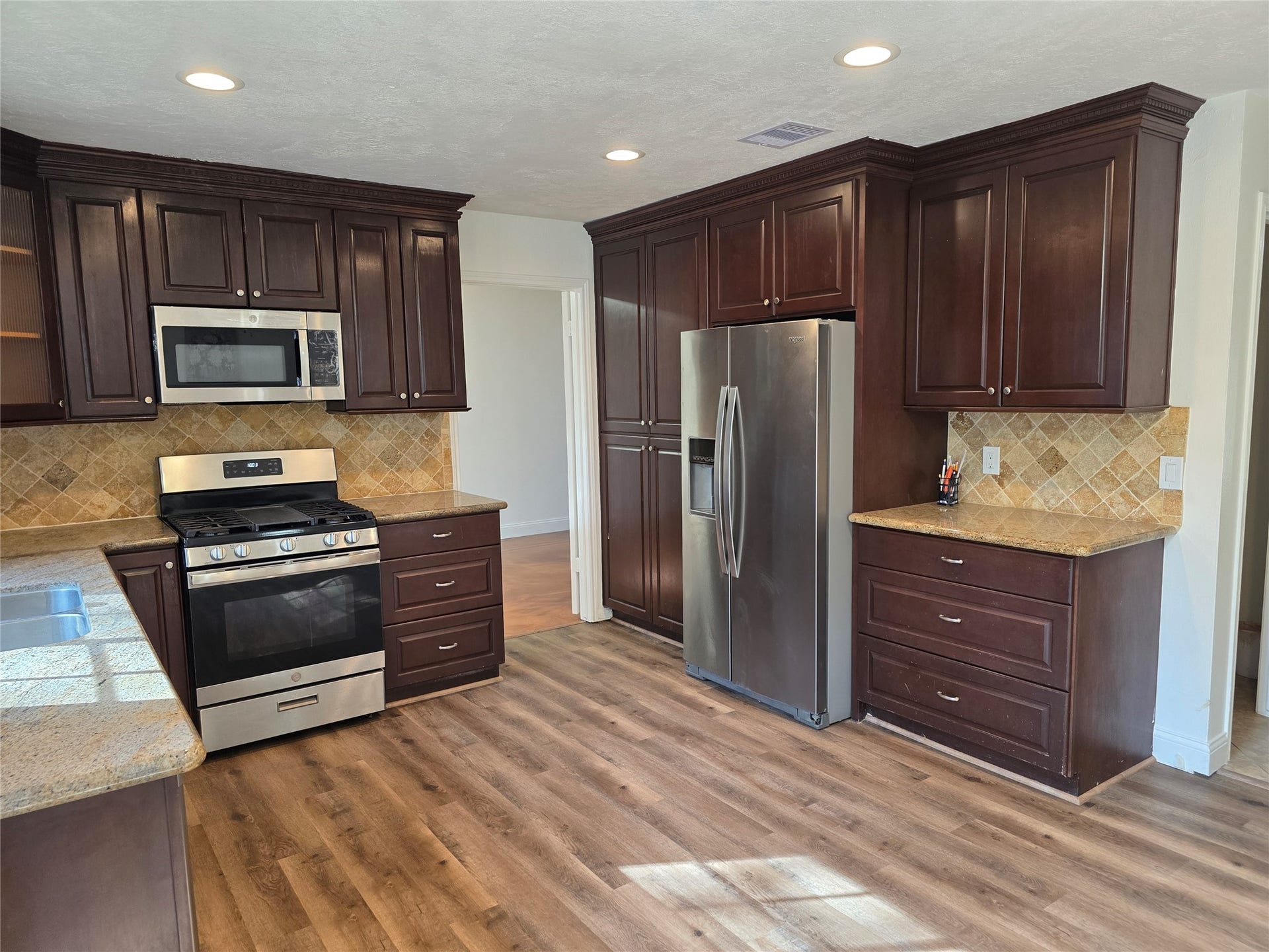 8819 Rocky Valley Drive, Houston, TX 77083