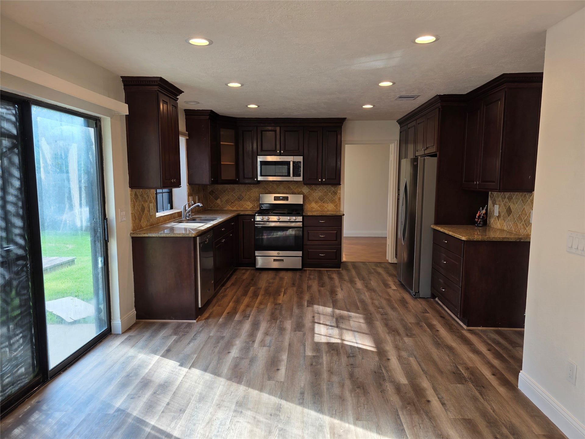 8819 Rocky Valley Drive, Houston, TX 77083