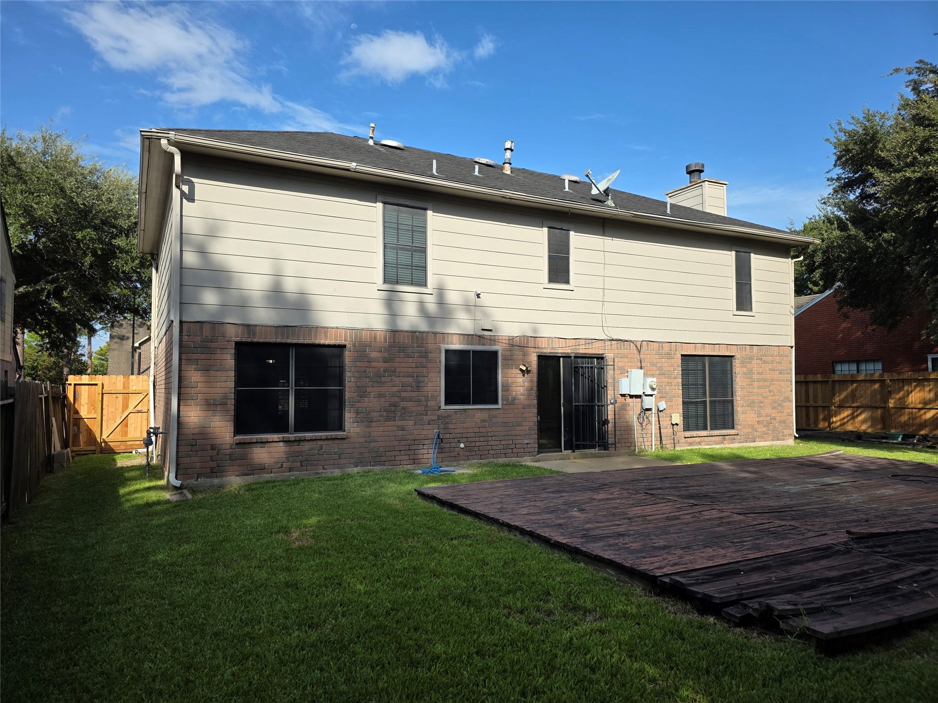8819 Rocky Valley Drive, Houston, TX 77083