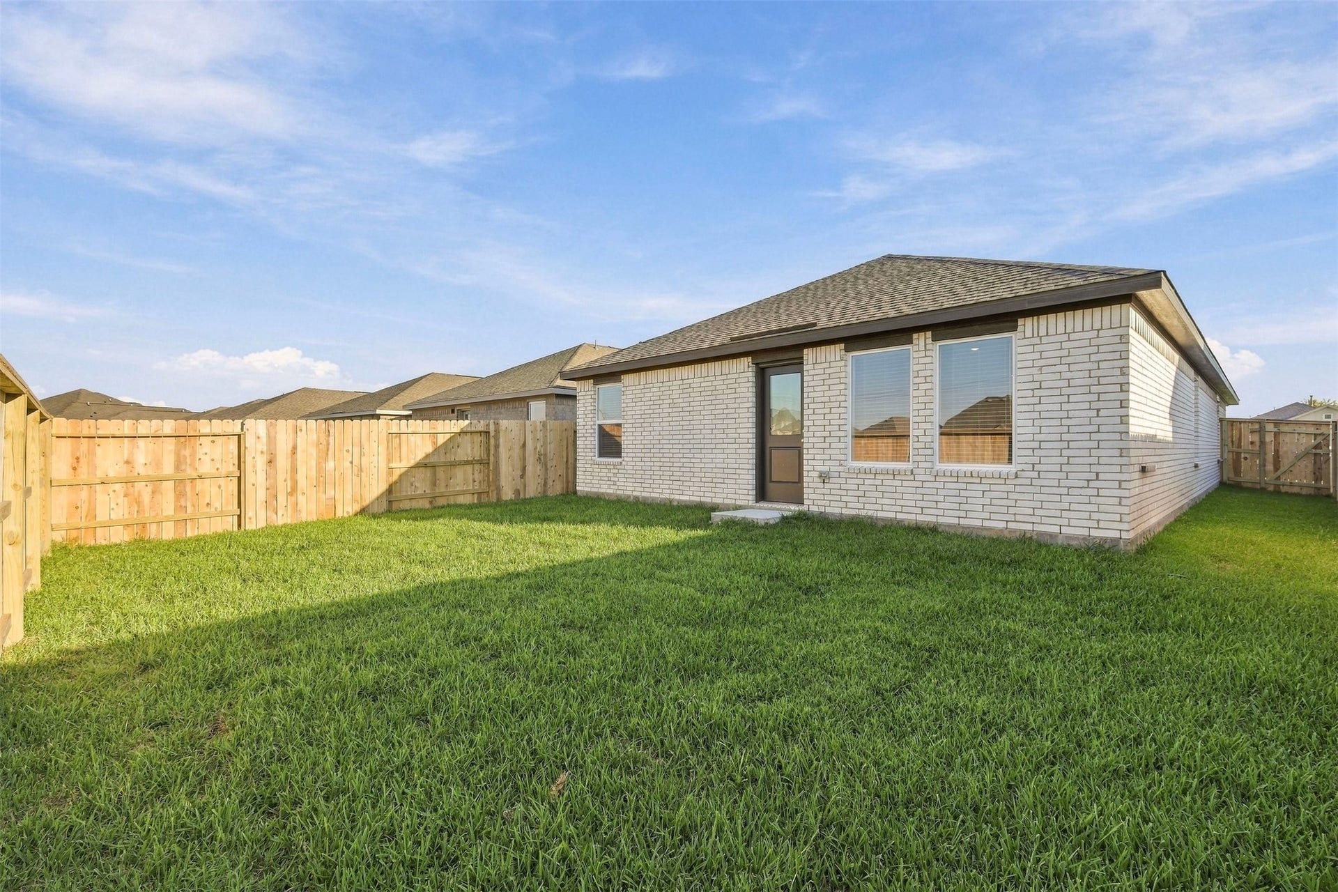 1643 Windrose Bend, Angleton, TX 77515 1643 Windrose Bend, Angleton, TX 77515