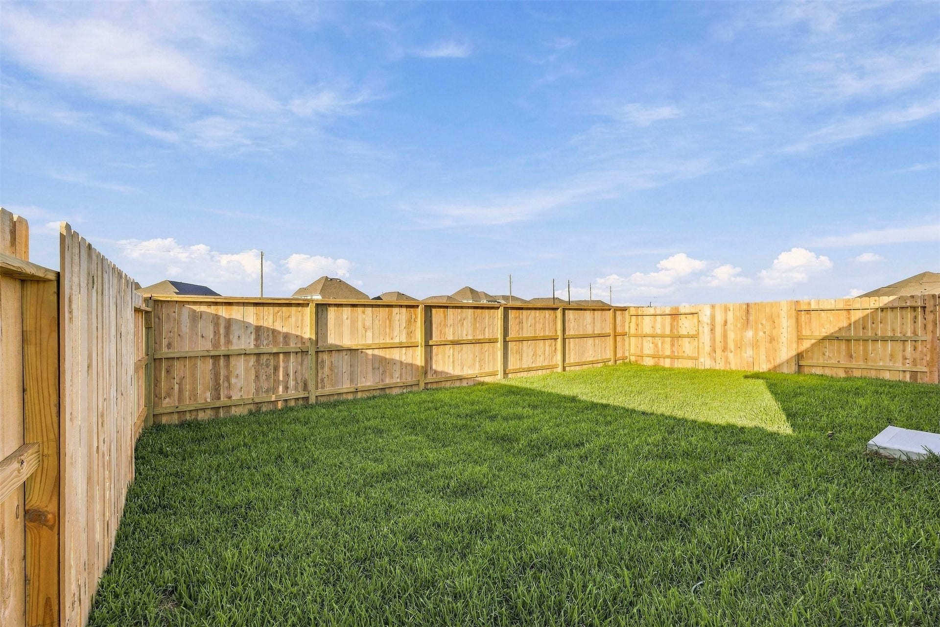 1643 Windrose Bend, Angleton, TX 77515 1643 Windrose Bend, Angleton, TX 77515