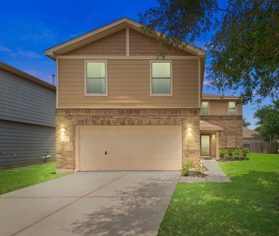 Property photo for 16606 Burnell Oaks Lane, Houston, TX