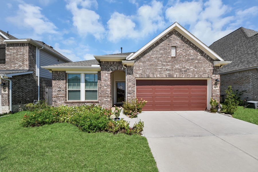 Property photo for 42458 Quail Valley Lane, Magnolia, TX