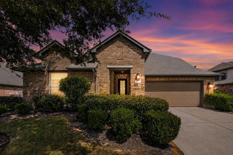 Property photo for 171 Hearthshire Circle, The Woodlands, TX