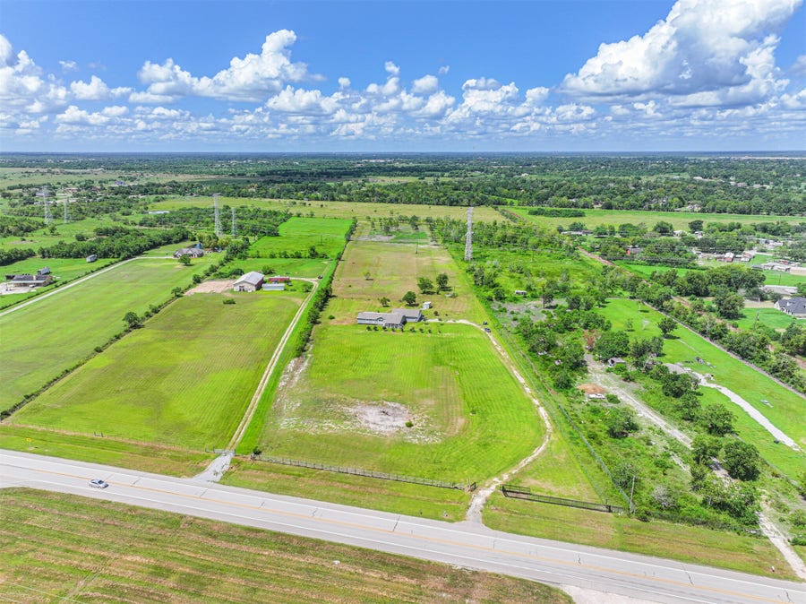 Property photo for 14515 Fm 523, Angleton, TX