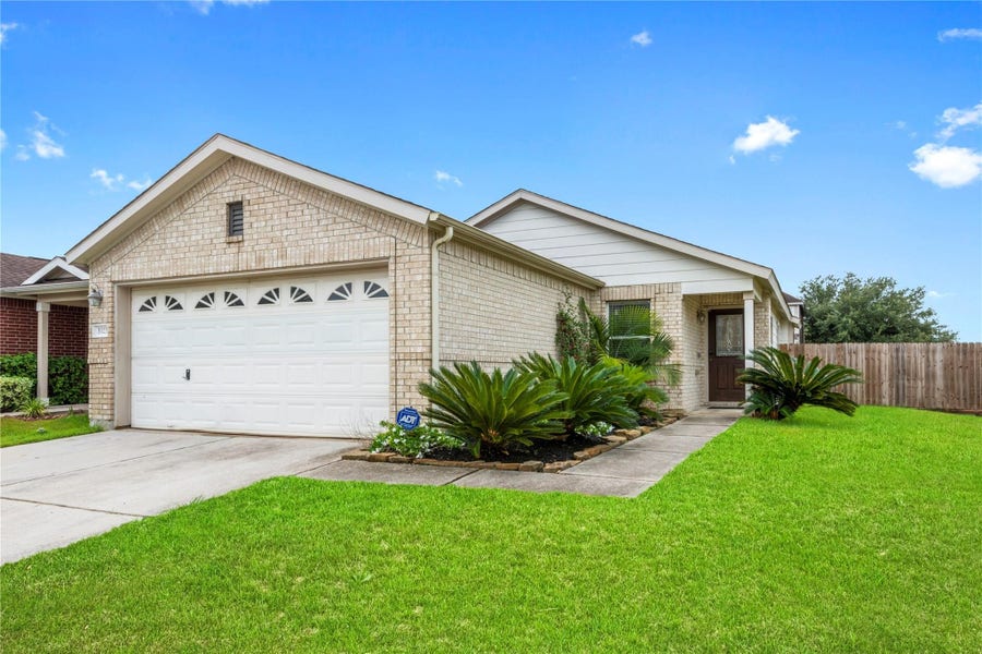 Property photo for 3023 Ribbon Creek Way, Spring, TX
