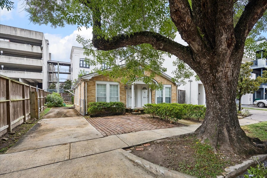 Property photo for 1020 Crocker Street, Houston, TX