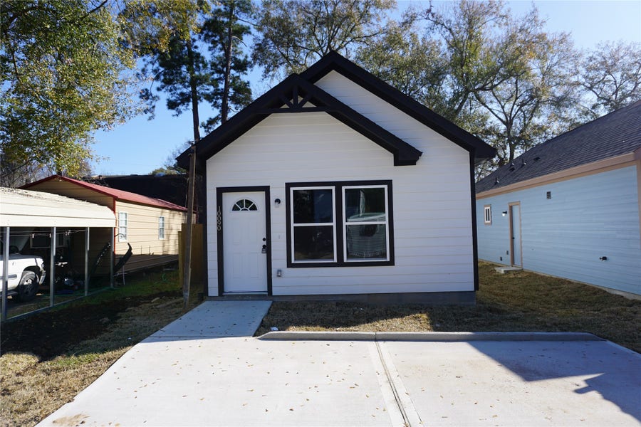 Property photo for 10090 Calendar Street, Willis, TX