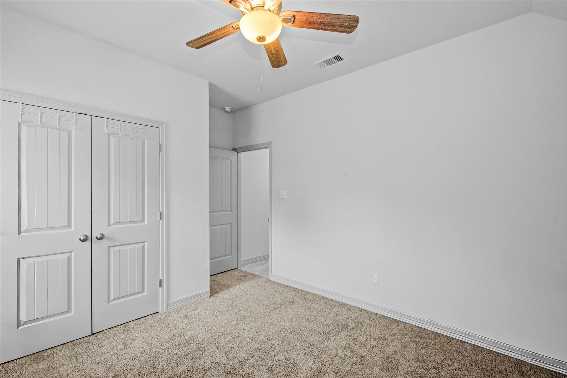 46 Nelson Court, Jones Creek, TX 77541 46 Nelson Court, Jones Creek, TX 77541