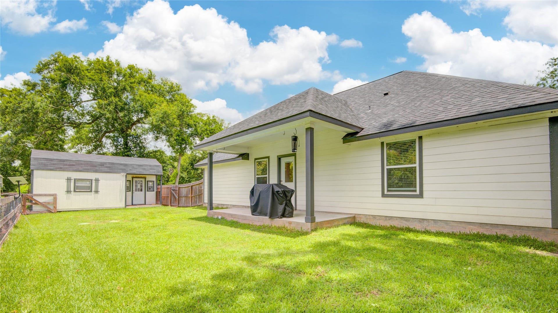 46 Nelson Court, Jones Creek, TX 77541 46 Nelson Court, Jones Creek, TX 77541