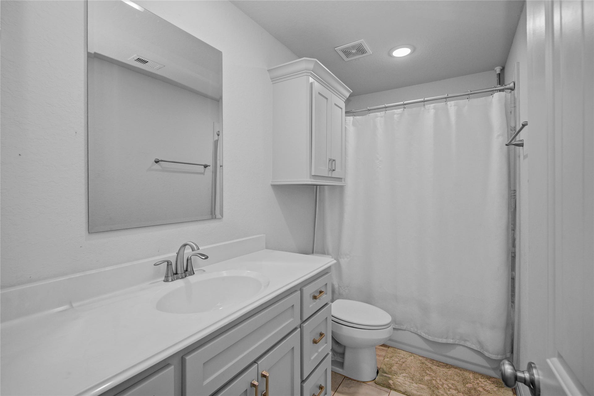 46 Nelson Court, Jones Creek, TX 77541 46 Nelson Court, Jones Creek, TX 77541
