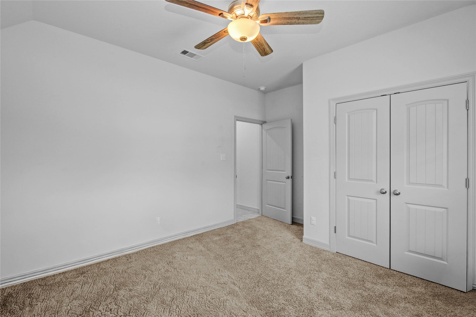 46 Nelson Court, Jones Creek, TX 77541 46 Nelson Court, Jones Creek, TX 77541