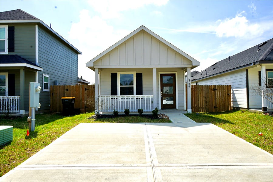 Property photo for 16790 N Marie Village Drive, Conroe, TX