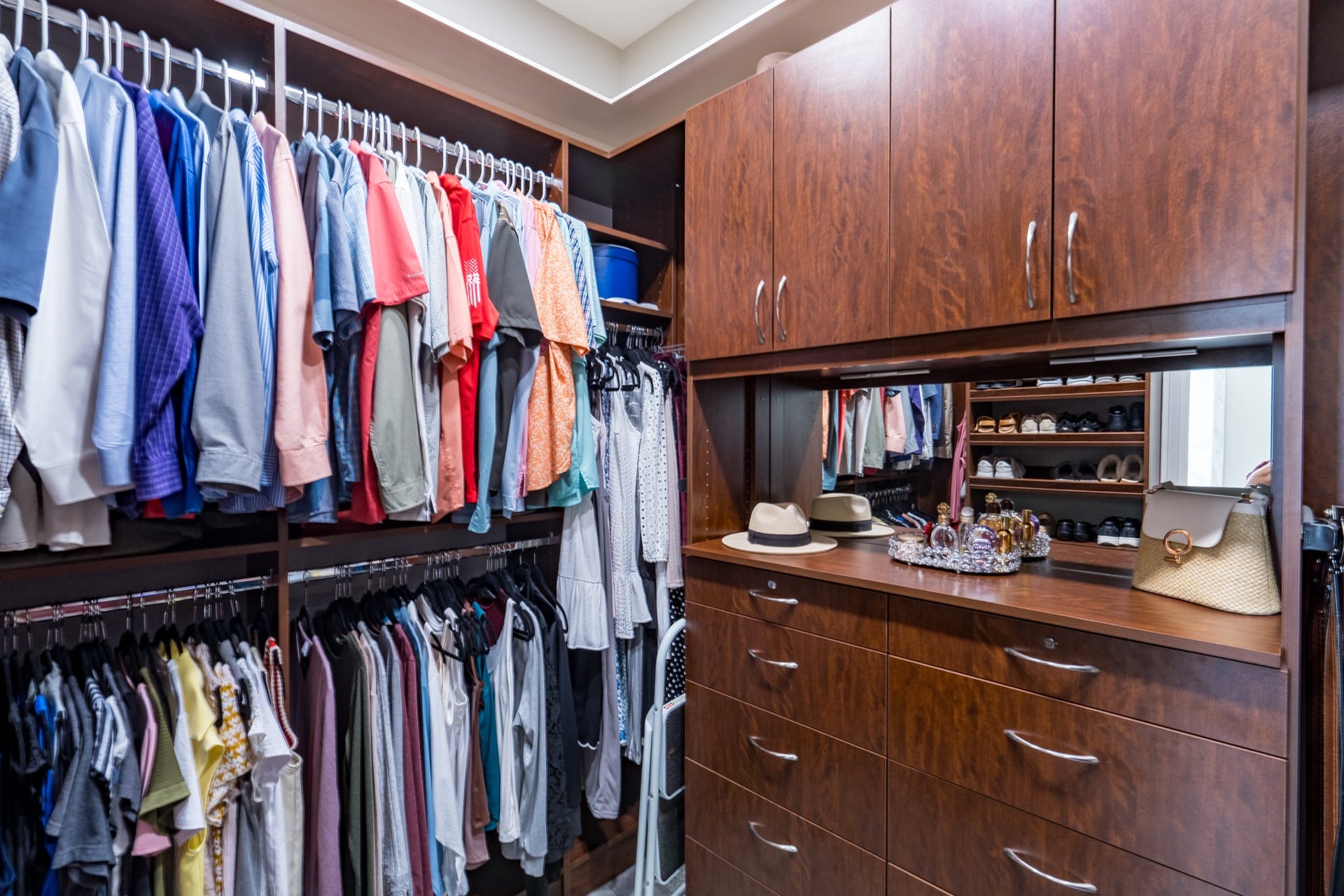 20303 Stone Lake Circle, Tomball, TX 77377 Primary closet