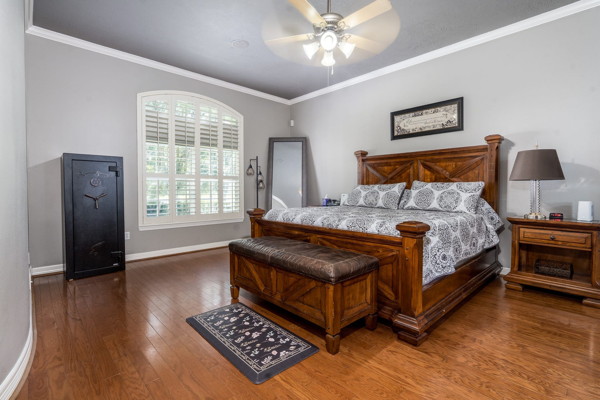 20303 Stone Lake Circle, Tomball, TX 77377 The primary retreat boasts beautiful crown molding