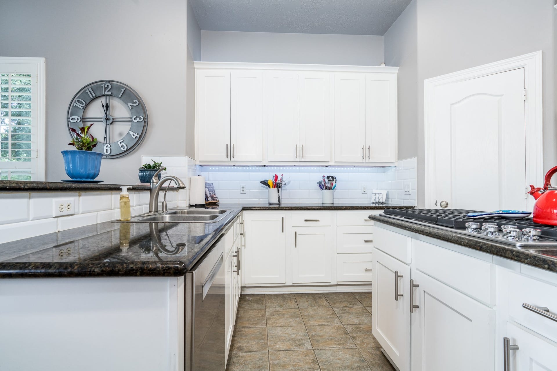 20303 Stone Lake Circle, Tomball, TX 77377 Another view of the kitchen