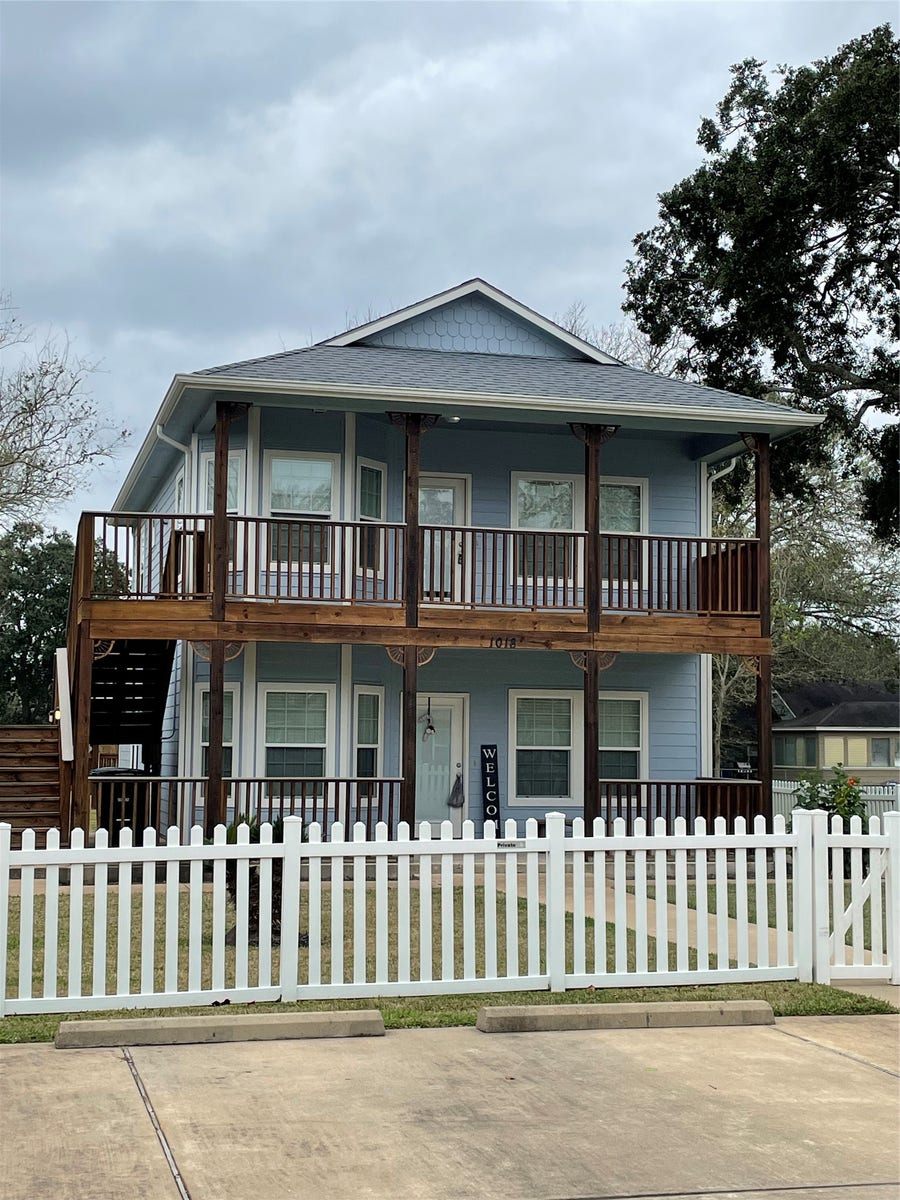 Property photo for 1018 S Booth Lane, Alvin, TX