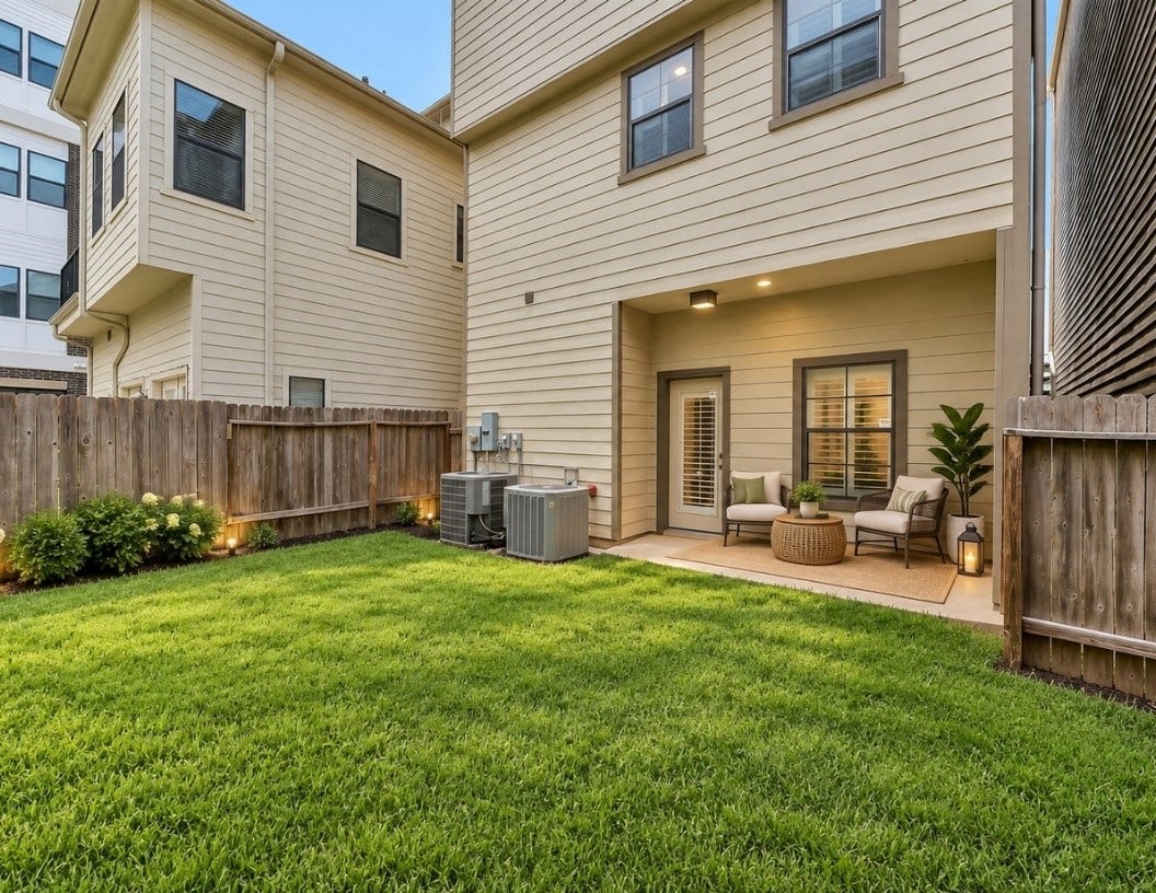 905 Garden Oaks Trace, Houston, TX 77018 Virtually Staged for Suggestion