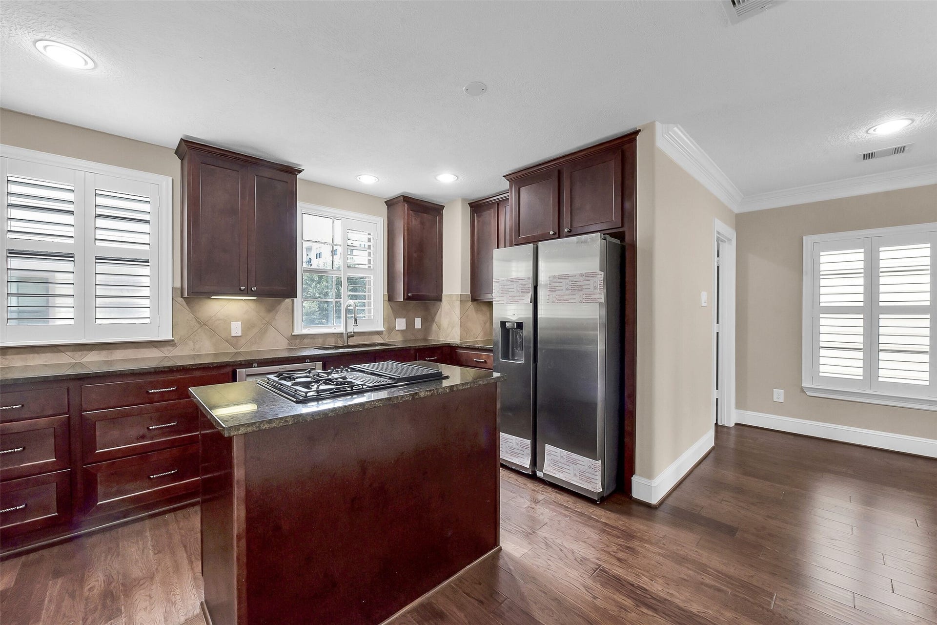 905 Garden Oaks Trace, Houston, TX 77018 You can never have enough drawers but this kitchen might come close.