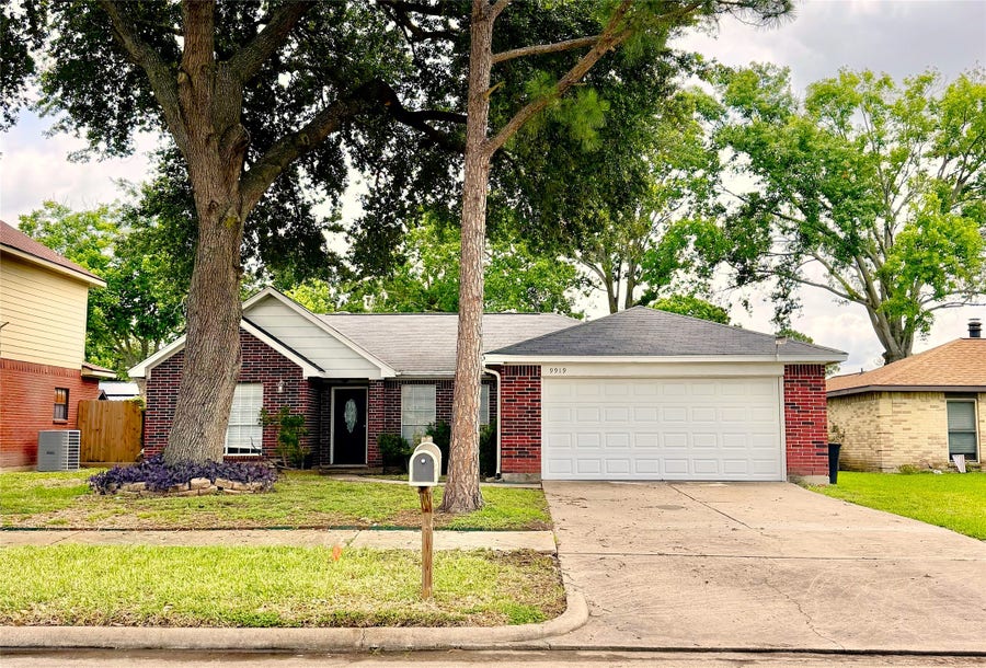 Property photo for 9919 Glenkirk Drive, Houston, TX