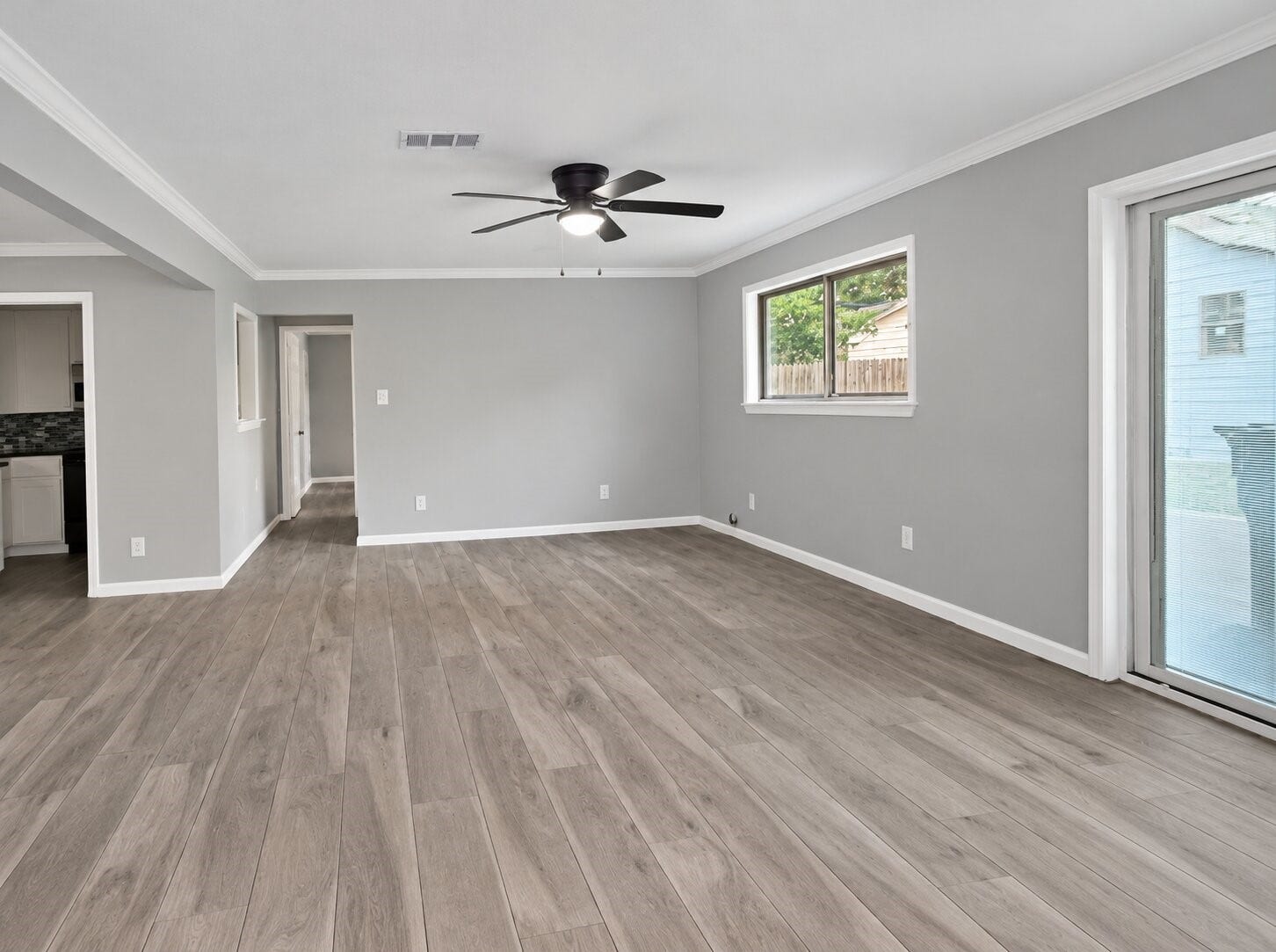 1110 Lafferty Road, Pasadena, TX 77502 1110 Lafferty Road, Pasadena, TX 77502