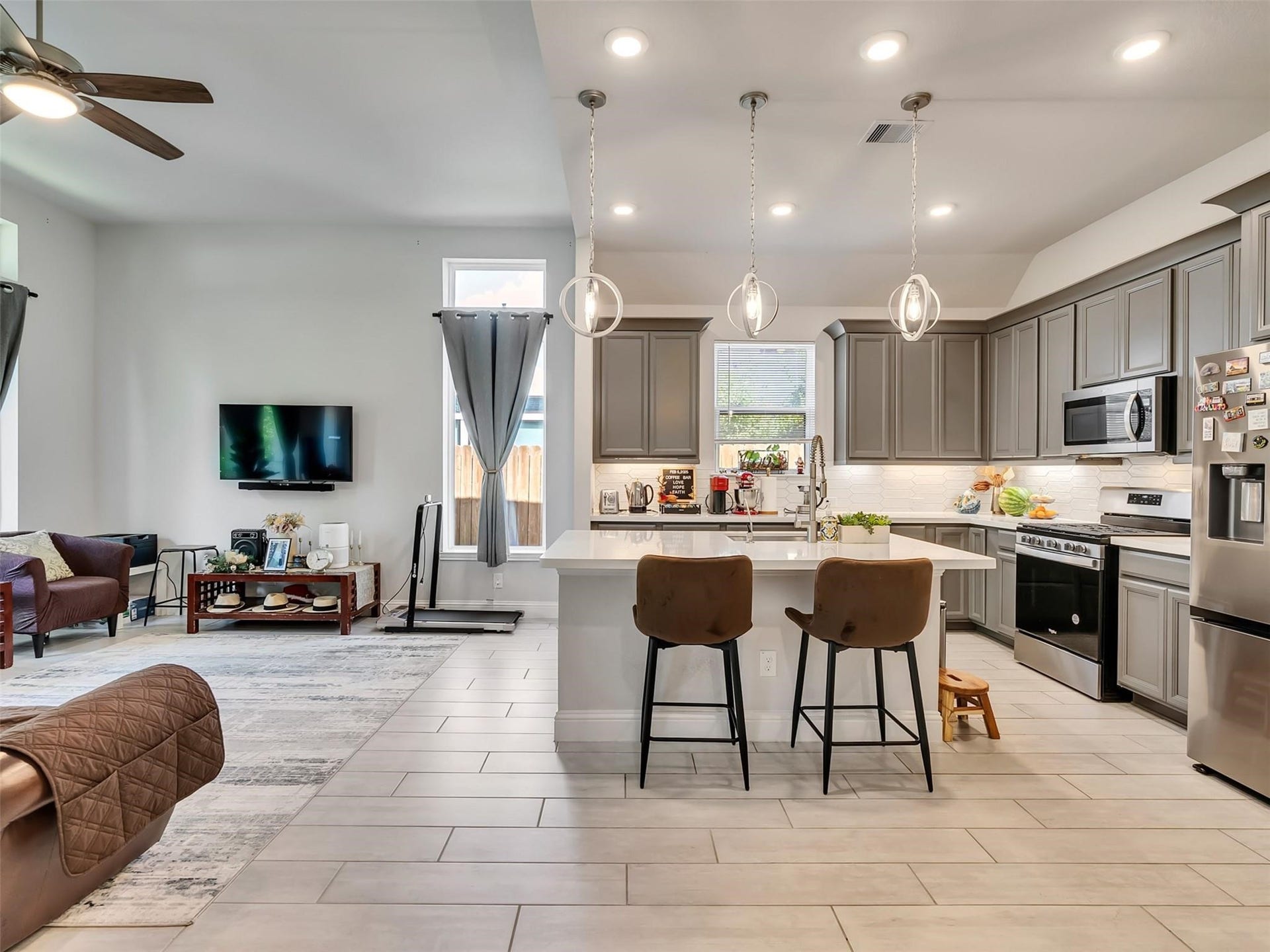 7318 Honey Creek Lane, Porter, TX 77365