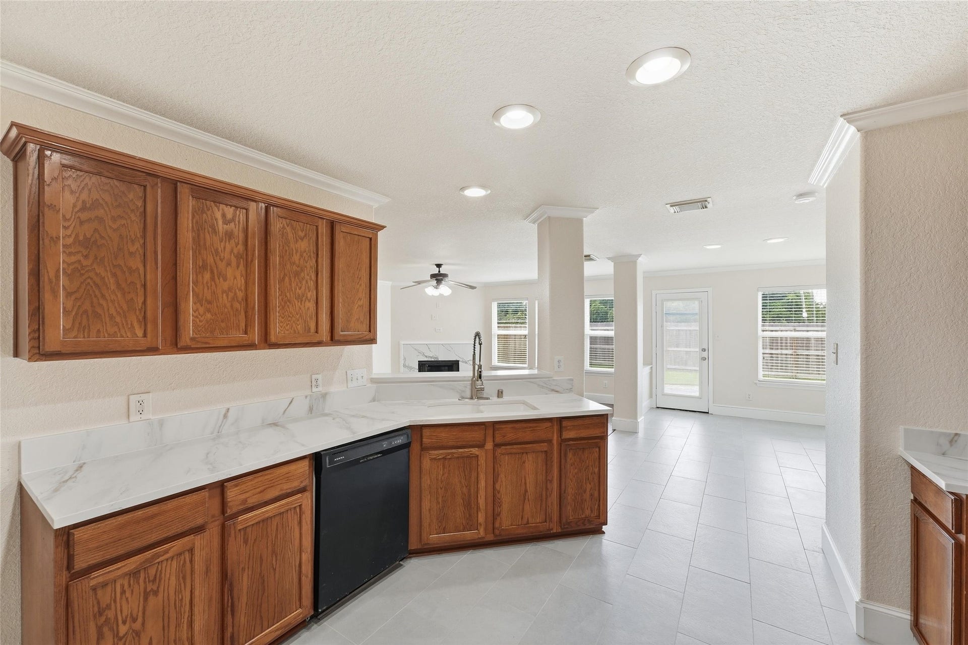7102 Winston Ranch Parkway, Richmond, TX 77406 7102 Winston Ranch Parkway, Richmond, TX 77406