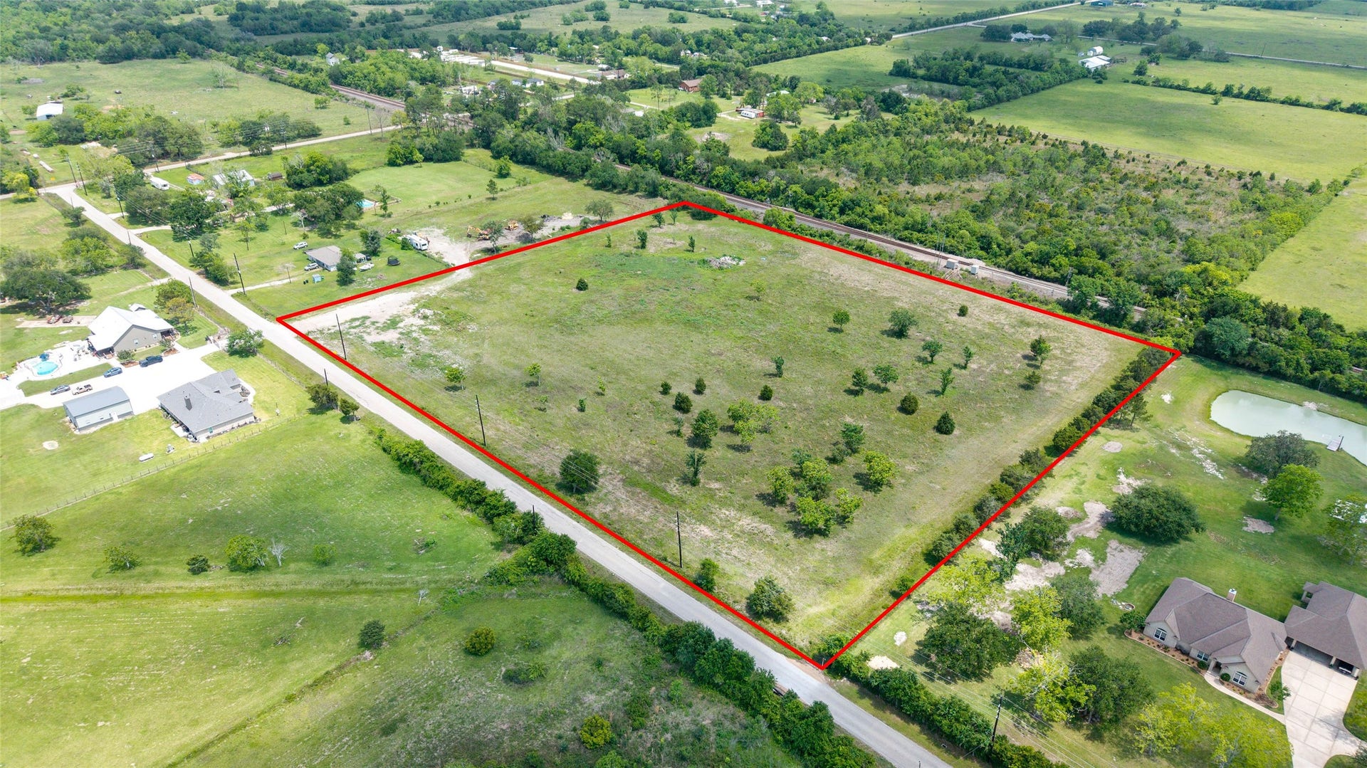 2289 County Road 163, Alvin, TX 77511 2289 County Road 163, Alvin, TX 77511