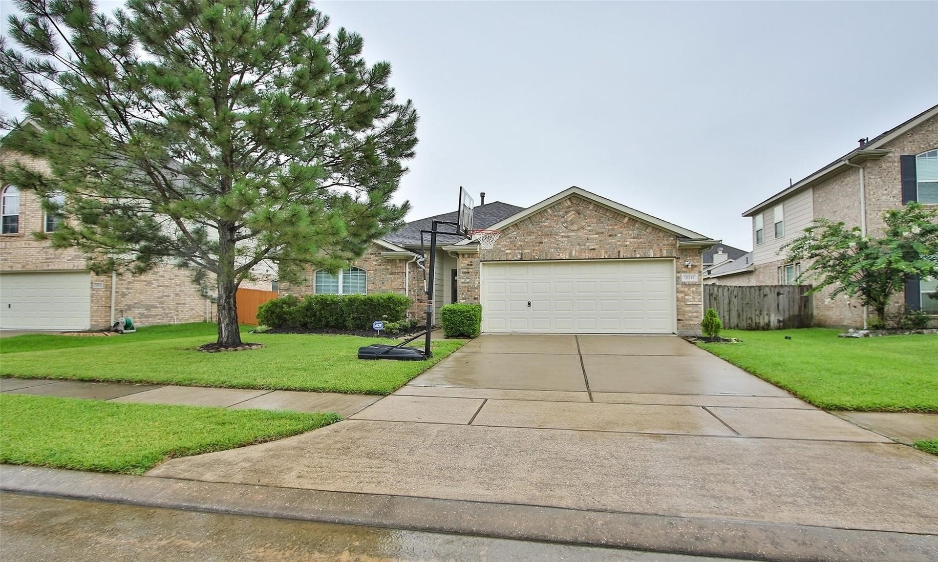 16919 Langham Heights Lane, Houston, TX 77084