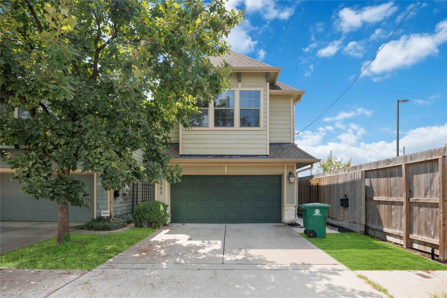 Property photo for 1325 Dorothy Street, Houston, TX