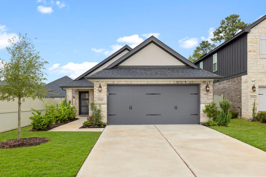 Property photo for 17418 Banaberry Court, Conroe, TX