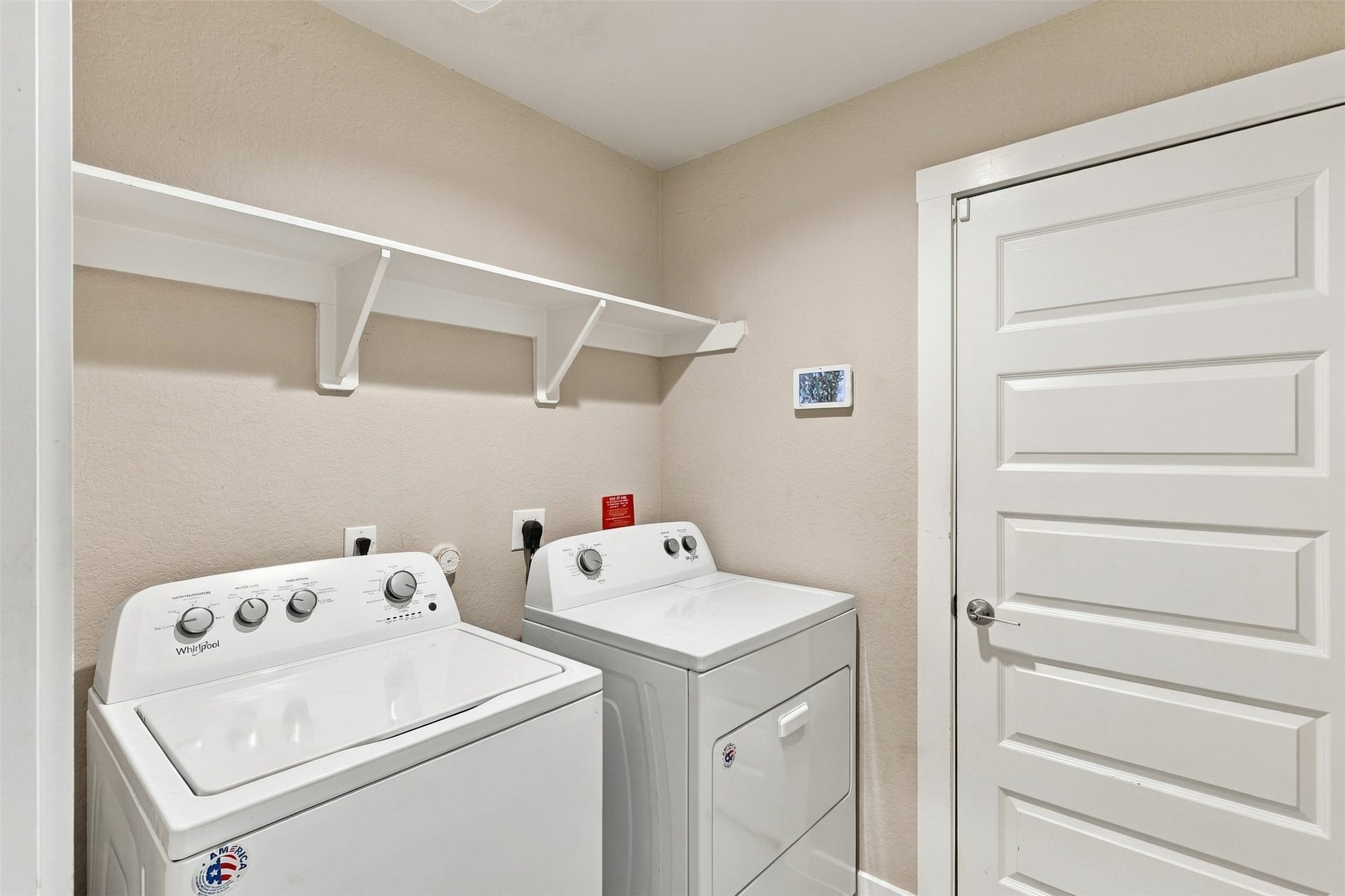 7510 Keystone Blossom Trail, Richmond, TX 77407 Energy Saving Washer and Dryer Included!