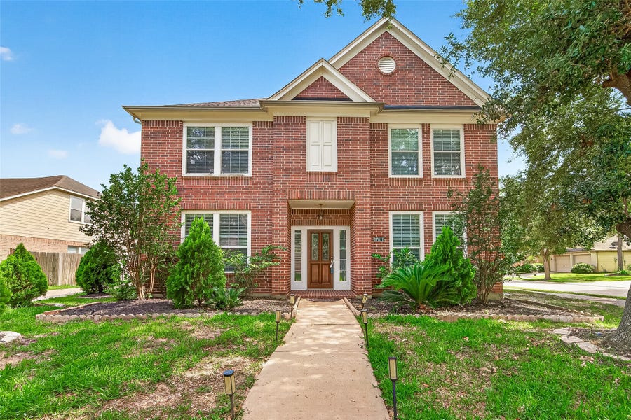 Property photo for 17611 Haywood Oaks Drive, Houston, TX