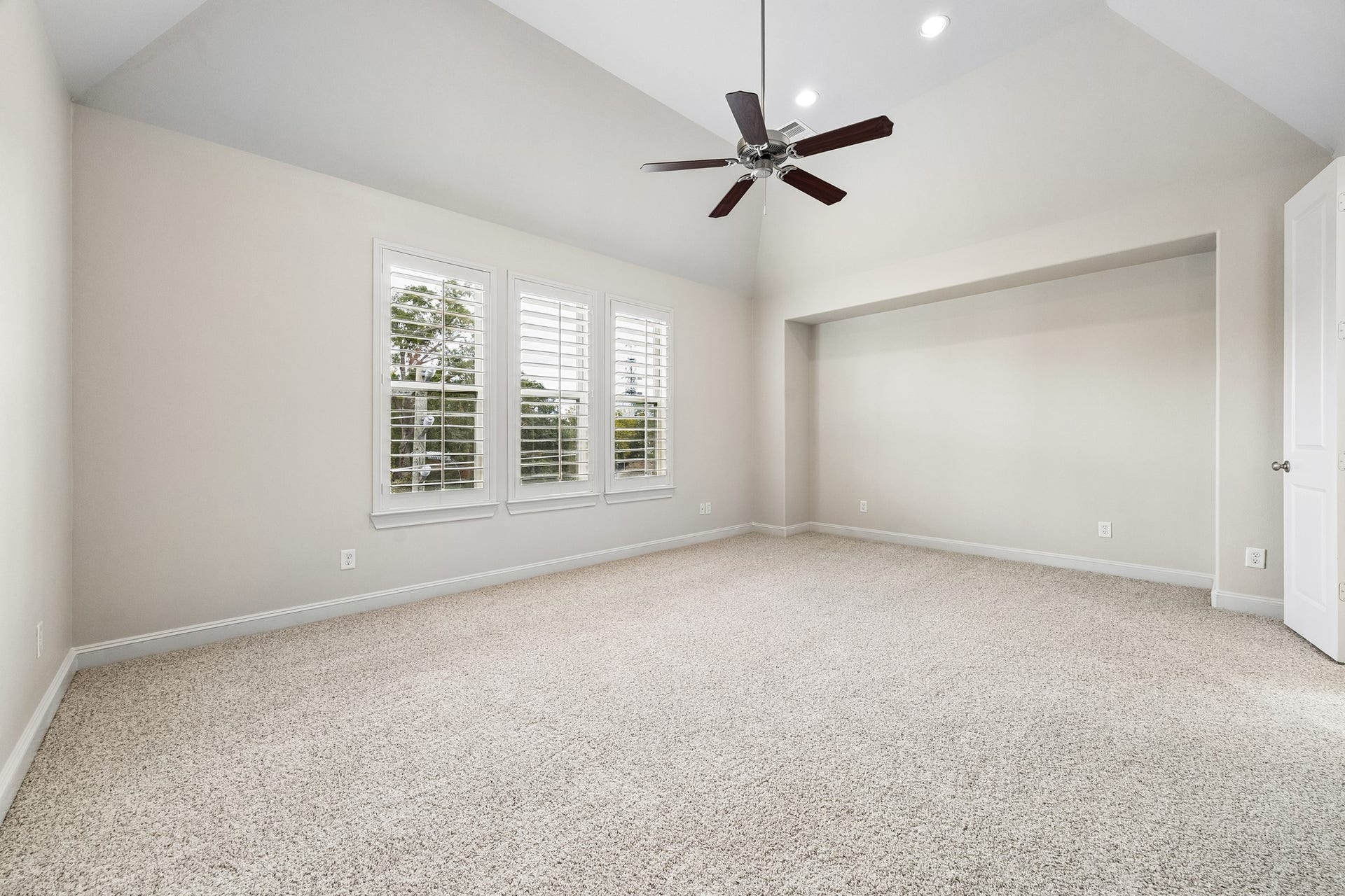 1624 Wrenwood Lakes, Houston, TX 77043 1624 Wrenwood Lakes, Houston, TX 77043