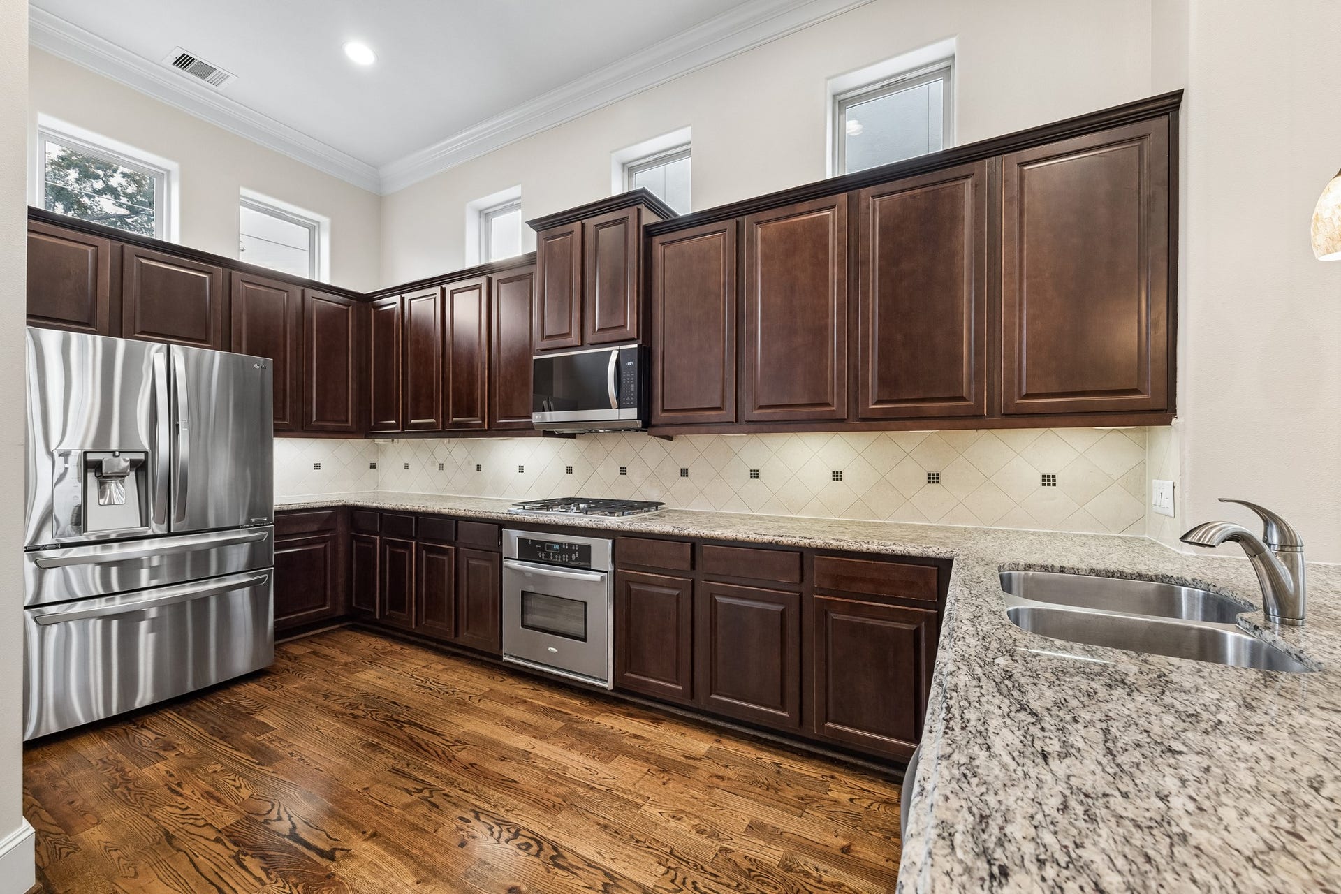 1624 Wrenwood Lakes, Houston, TX 77043 1624 Wrenwood Lakes, Houston, TX 77043