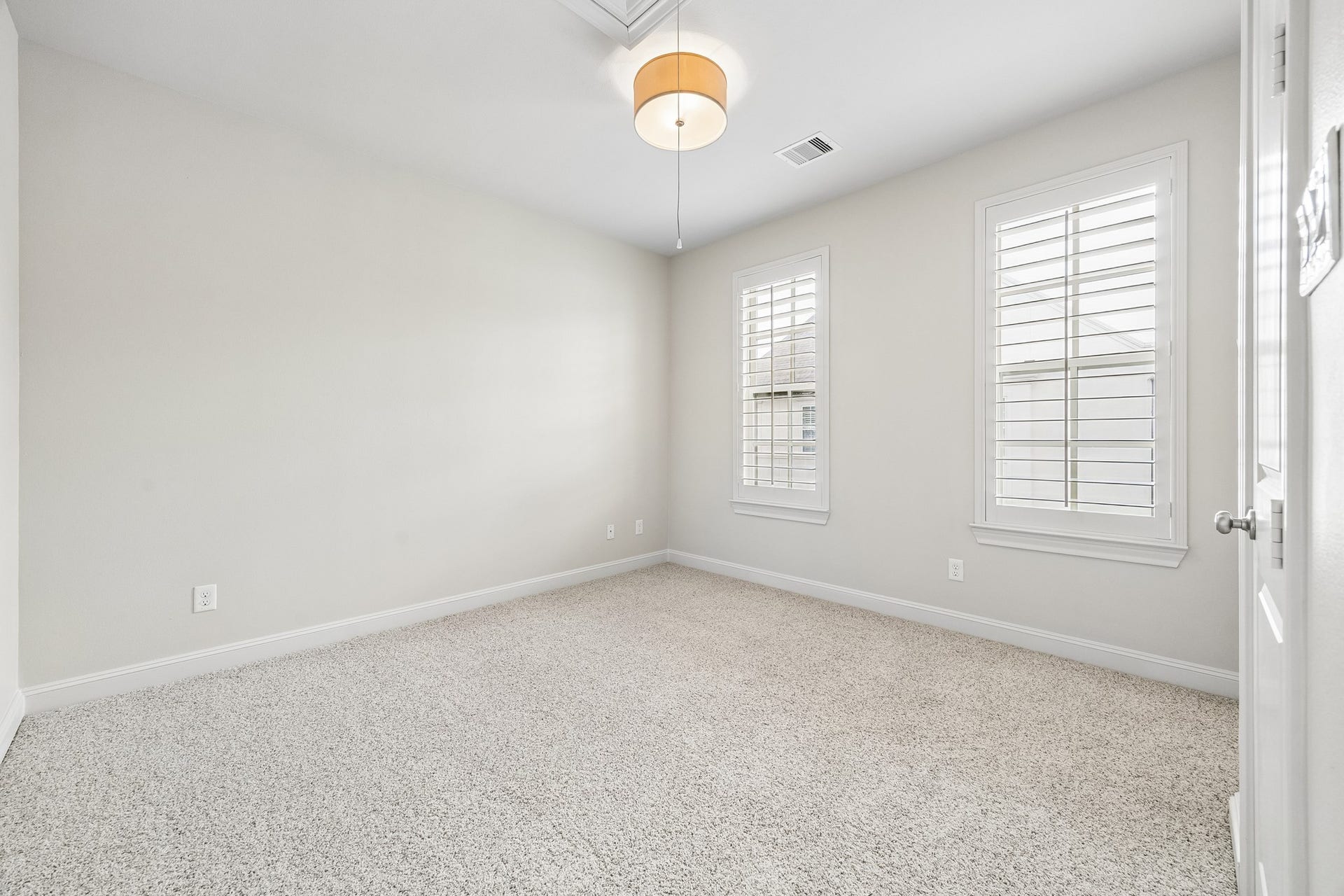 1624 Wrenwood Lakes, Houston, TX 77043 1624 Wrenwood Lakes, Houston, TX 77043