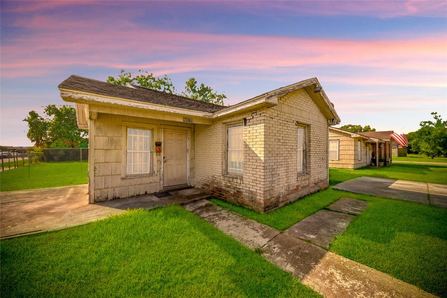 Property photo for 8470 Wier Drive, Houston, TX
