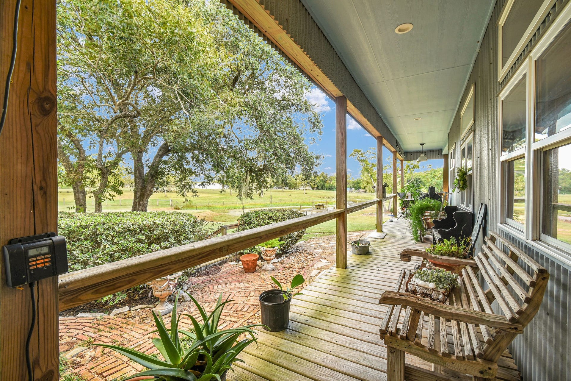 817 County Road 432, Brazoria, TX 77422 817 County Road 432, Brazoria, TX 77422