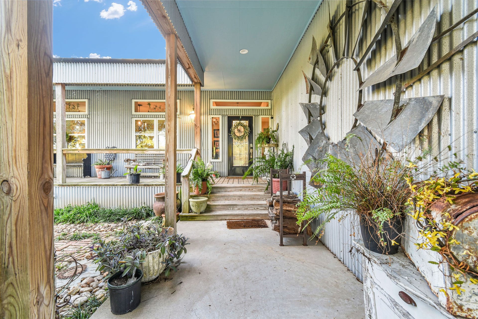 817 County Road 432, Brazoria, TX 77422 817 County Road 432, Brazoria, TX 77422
