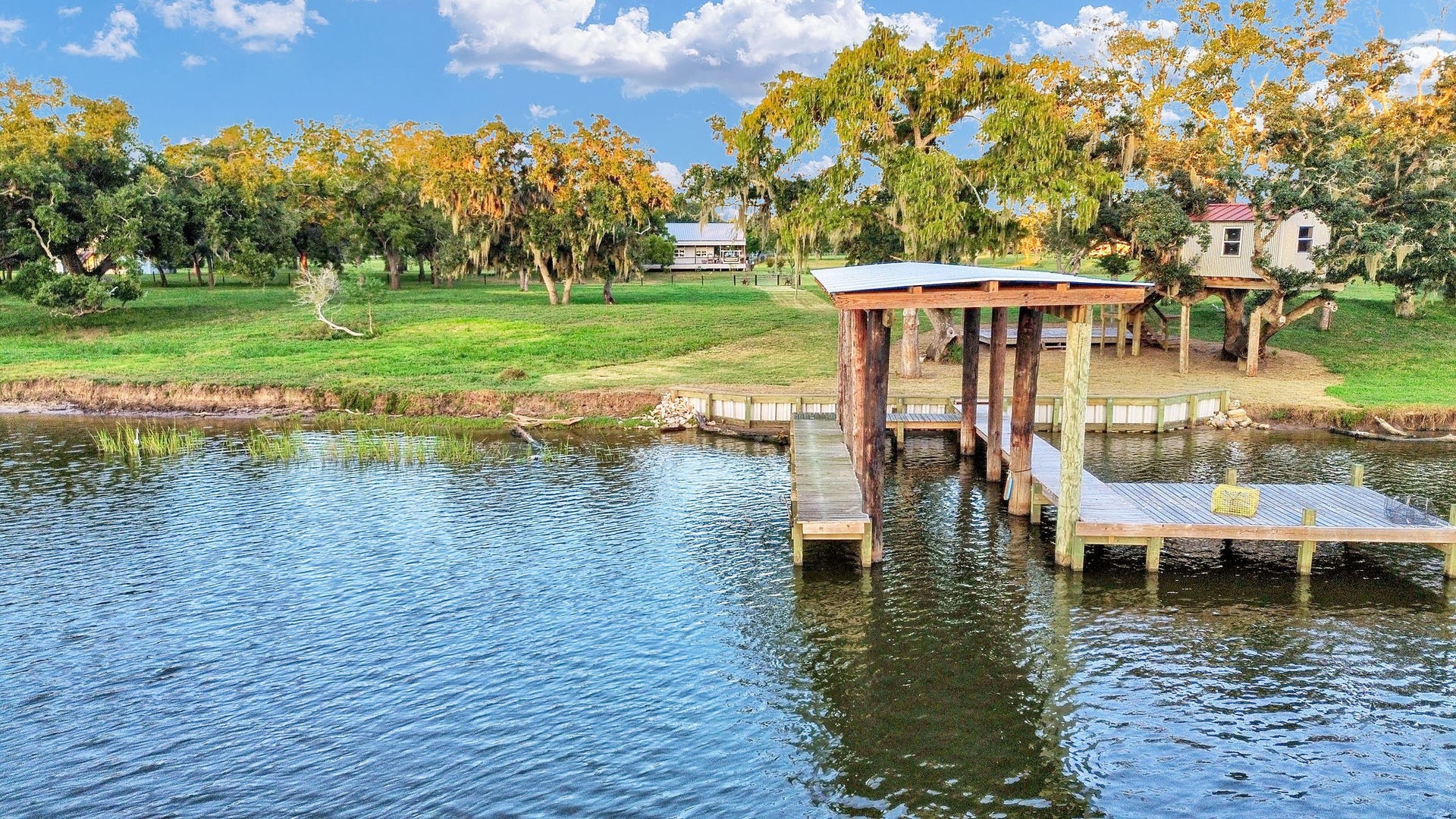 817 County Road 432, Brazoria, TX 77422 817 County Road 432, Brazoria, TX 77422