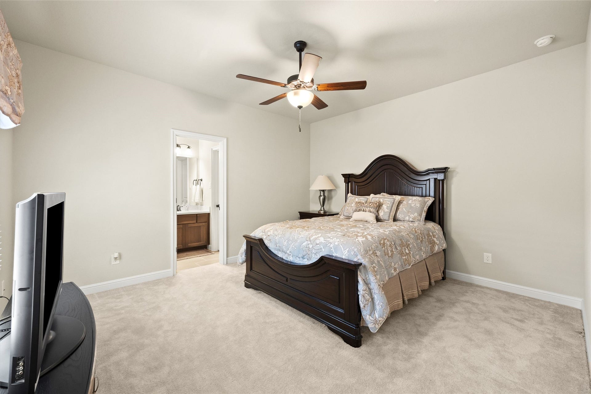 28119 Rockhill Drive, Spring, TX 77386 Upstairs Bedroom 1