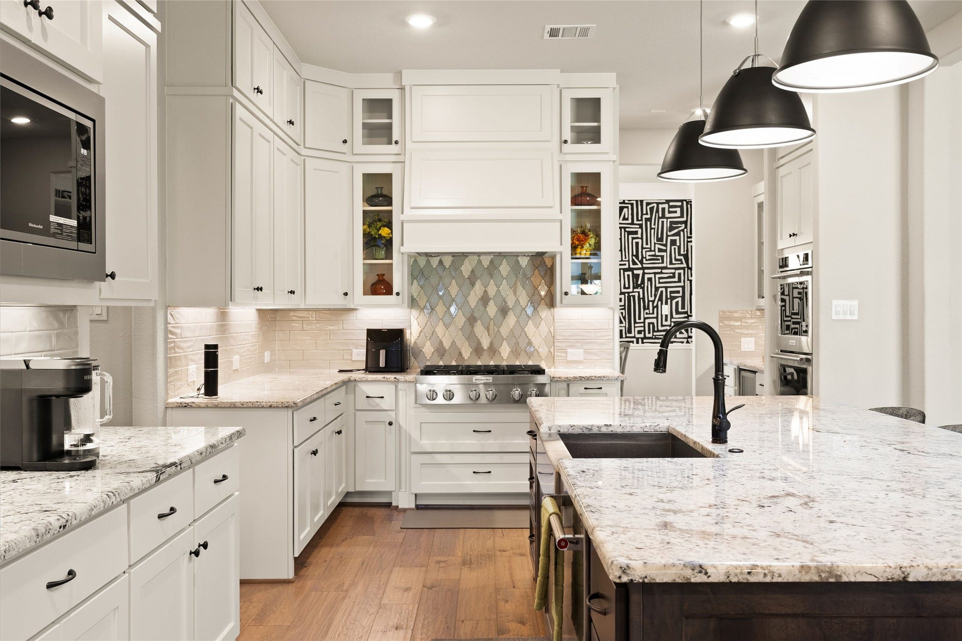 28119 Rockhill Drive, Spring, TX 77386 Chef's Kitchen and Kitchen Island