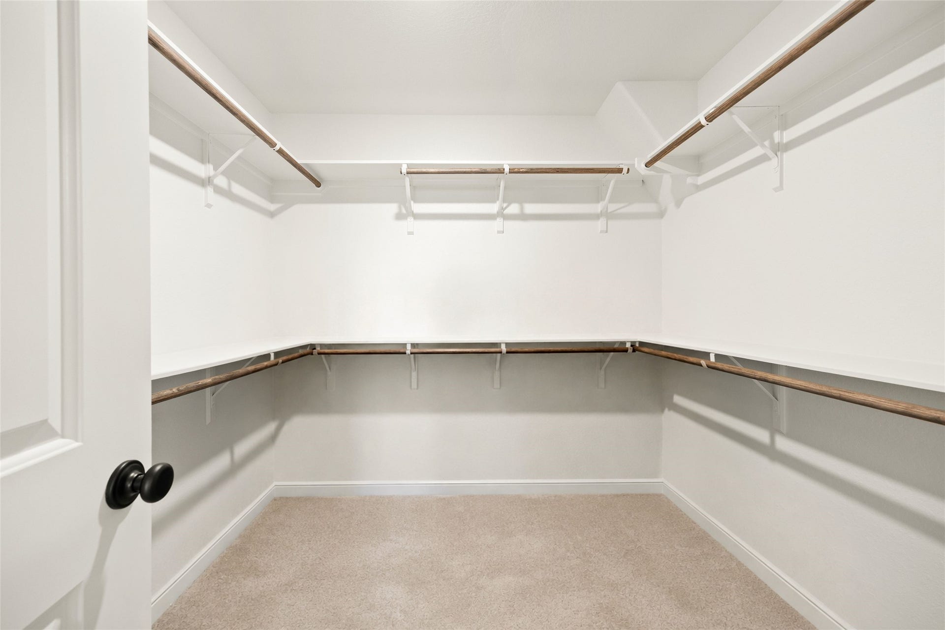 28119 Rockhill Drive, Spring, TX 77386 Upstairs Walk-in Closet 2