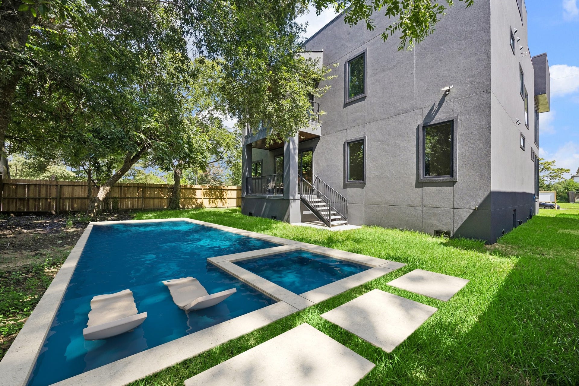 4629 Pine Street, Bellaire, TX 77401 4629 Pine Street, Bellaire, TX 77401