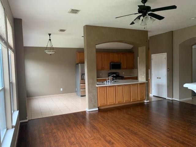 4806 Russett Lane, Sugar Land, TX 77479