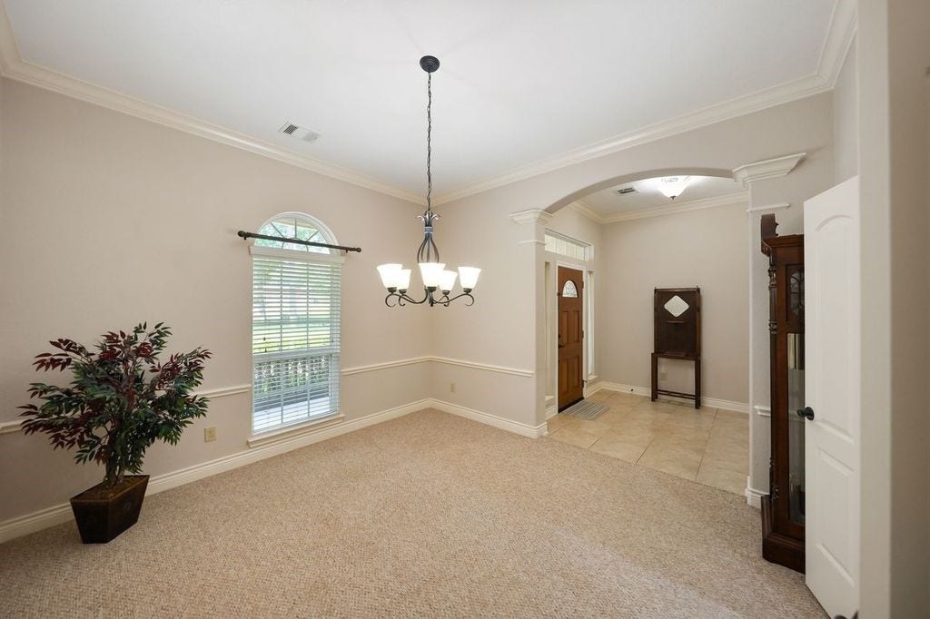 28235 Lazy Rock Drive, Houston, TX 77336 Formal dining off the entry