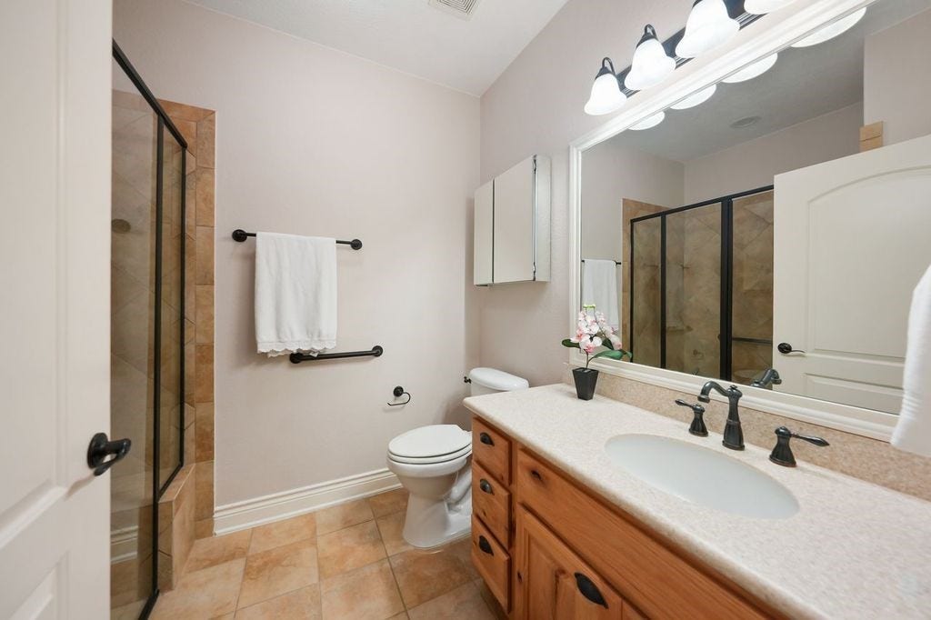 28235 Lazy Rock Drive, Houston, TX 77336 Bathroom 2 with shower