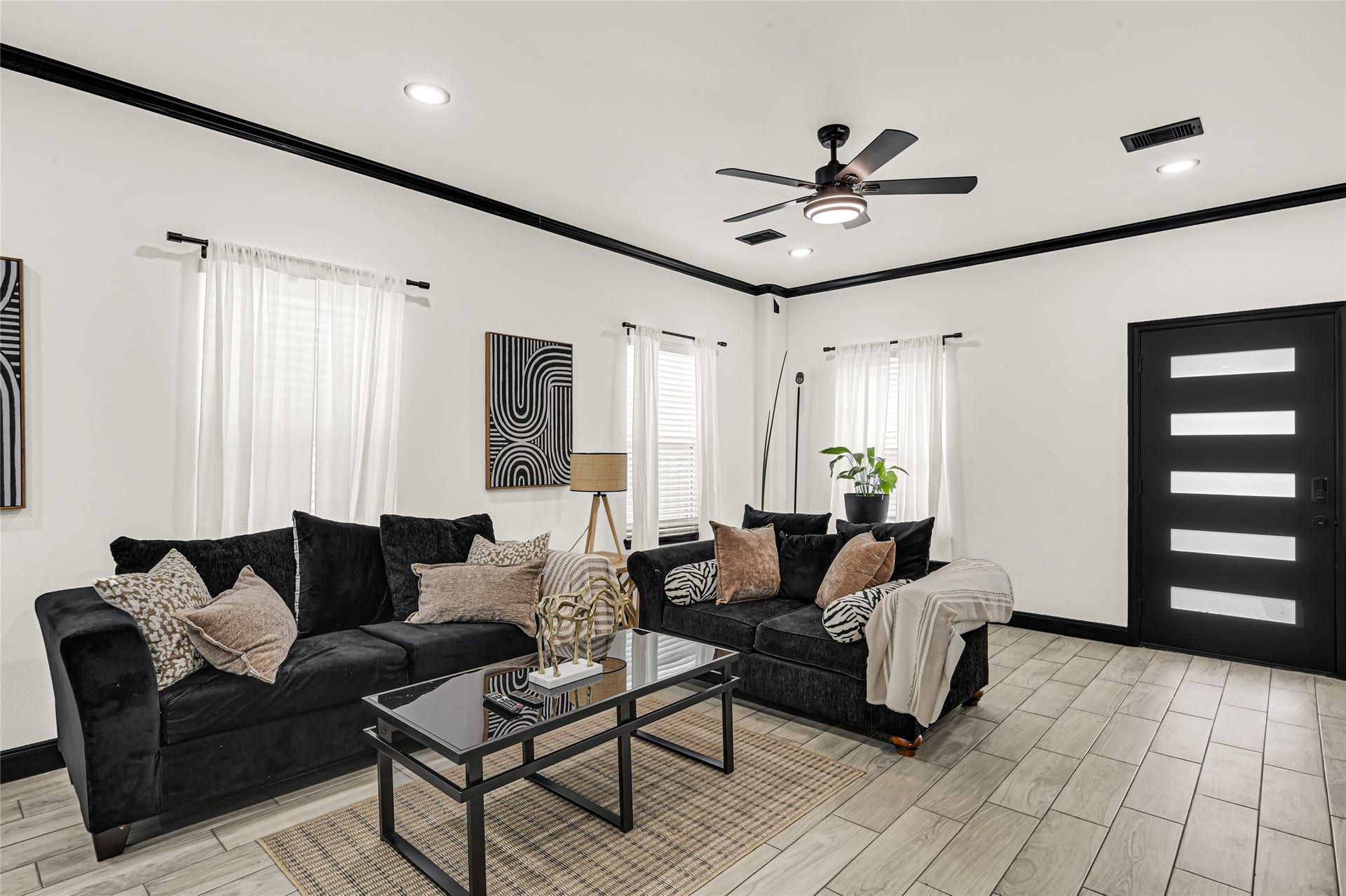 4739 Reed Road, #B, Houston, TX 77033