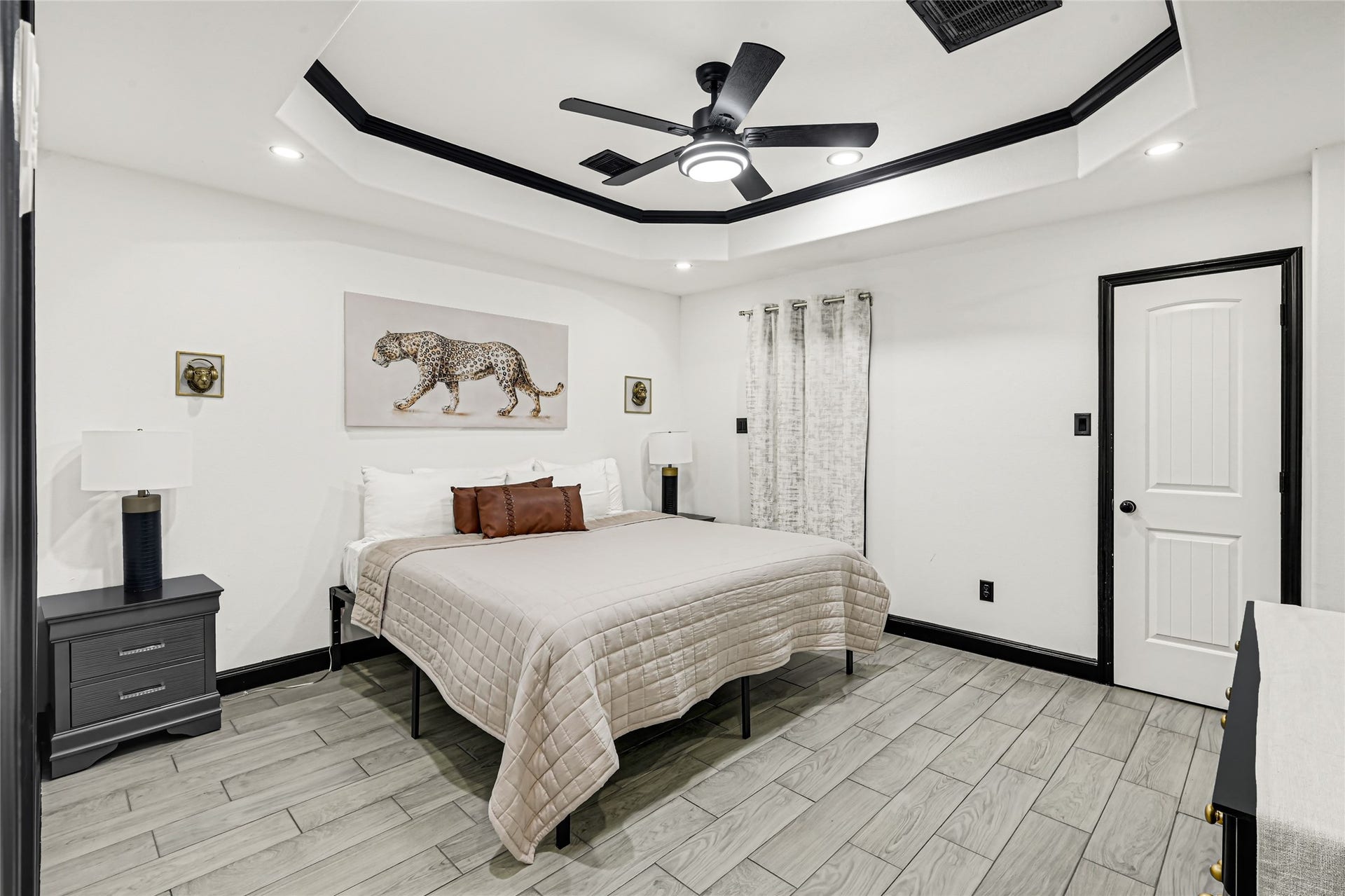 4739 Reed Road, #B, Houston, TX 77033